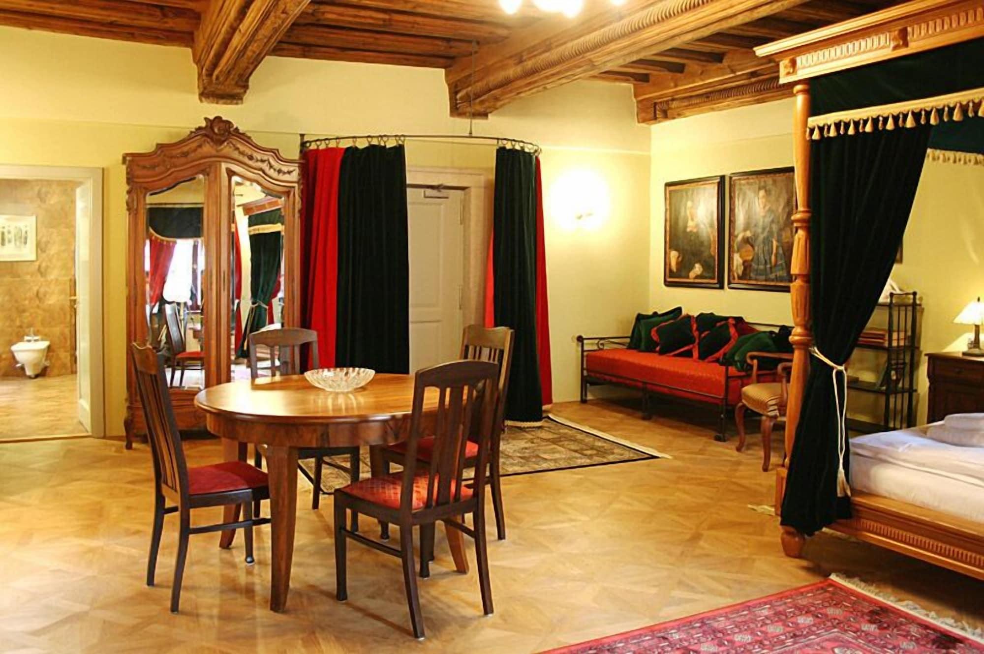 Hotel Krcinuv Dum Чешки Крумлов Екстериор снимка